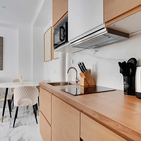 Cosy And Chic 1br - 4p- Eiffel Tower - Trocadero Apartment *